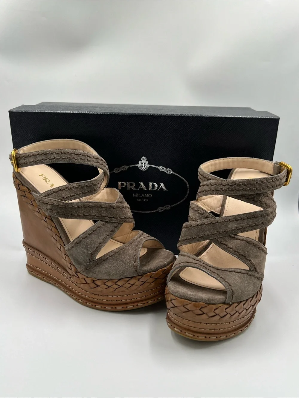 Auth Prada Taupe Suede platform woven sandal brown leather wedge heels 38 7.5 8